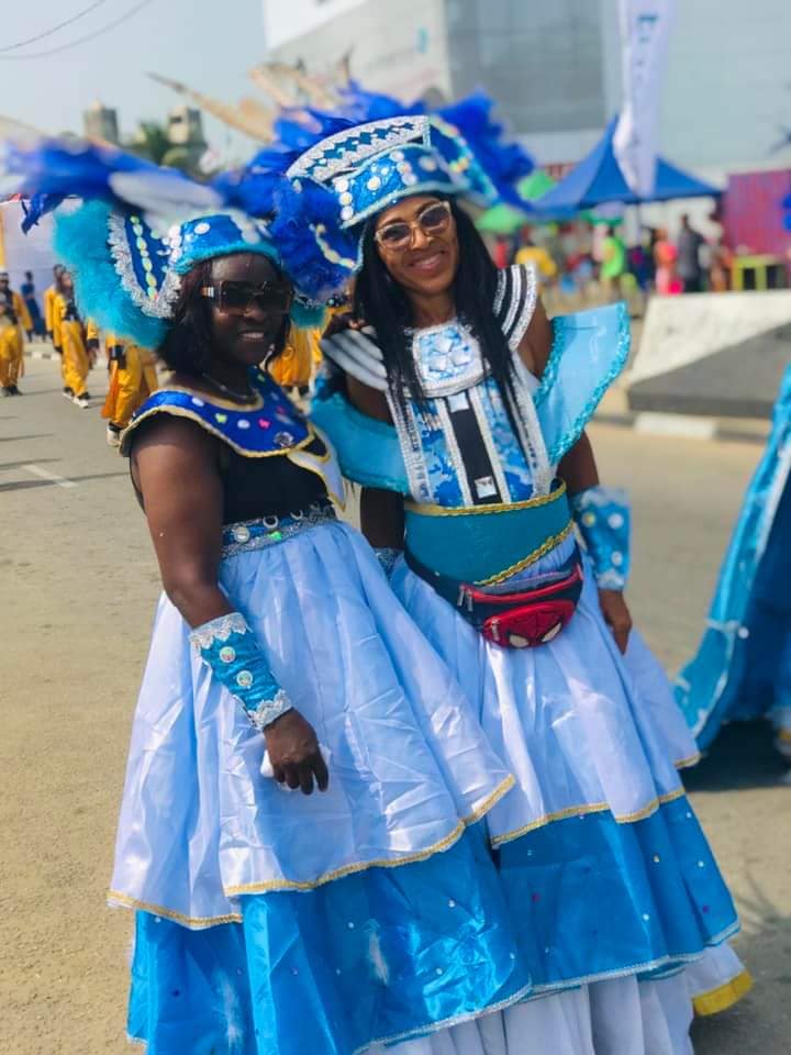 Bayside Band costume and performance detail